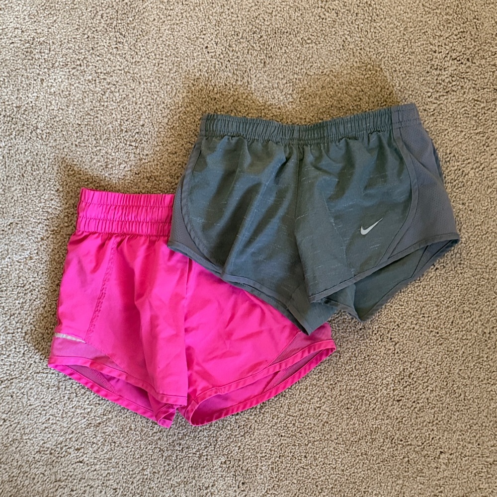Girls Nike and Athletic Shorts lot - Pink and Gray Size XS - S